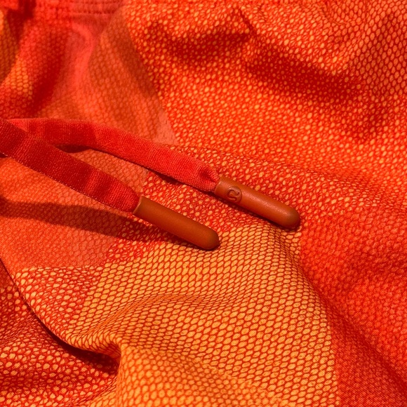 Lululemon Printed Pace Breaker Shorts Linerless 9" Athletic - Picture 12 of 12